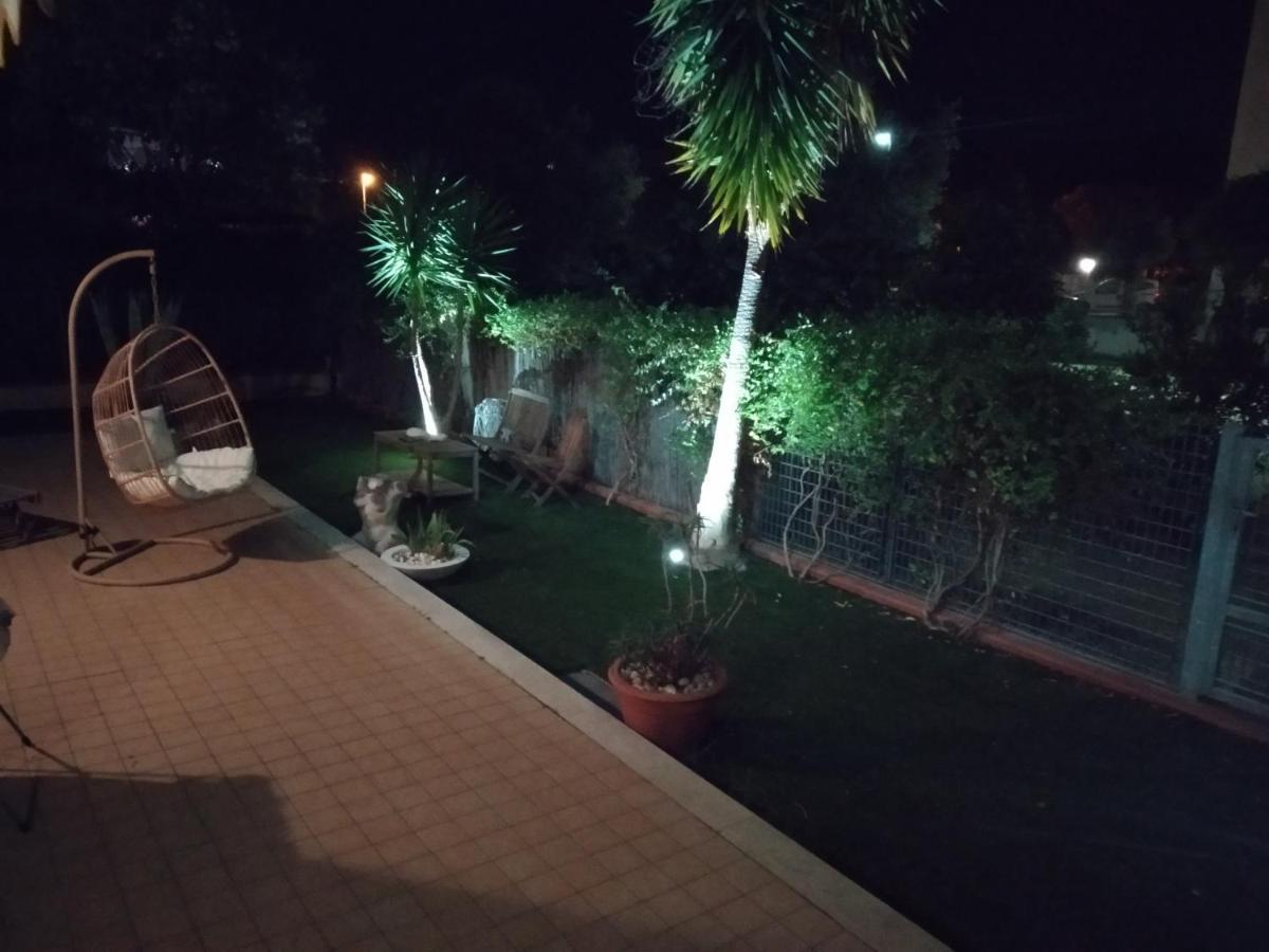 Casa Giardino Appartement San Benedetto del Tronto Buitenkant foto