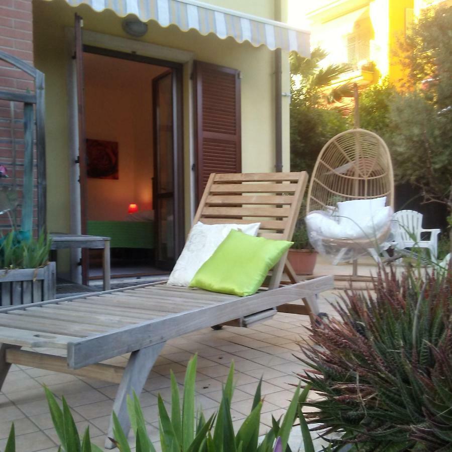 Casa Giardino Appartement San Benedetto del Tronto Buitenkant foto